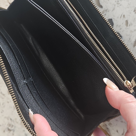 Louis Vuitton Black Embossed Leather Wallet/Wristlet - Needs Rehab - Picture 8 of 15